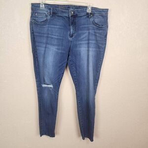 Kut from the Kloth Toothpick Skinny Lightly Distressed Blue Jeans 24W (4906)